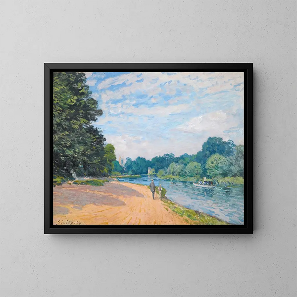 La Tamise avec l'église de Hampton - Alfred Sisley — kehystetty taideteos seinällä
