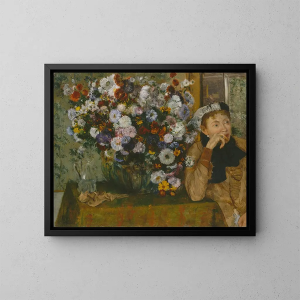Nainen istuu kukkavasea vieressään - Edgar Degas — kehystetty taideteos seinällä