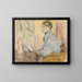 Madame Henri Rouart tuolissa pienen pöydän edessä, jossa Tanagra-figuuripatsas - Edgar Degas — kehystetty taideteos seinällä
