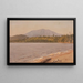 Mont Katahdin-maalaus Togue-lammen läheltä - Frederic Edwin Church — kehystetty taideteos seinällä