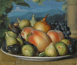 Luontoaiheinen still life viikunoista, persikoista, päärynästä ja mustista viinirypäleistä valkoisella lautasella, laaja maisema taustalla - Espanjalainen koulu — näkymä teoksesta