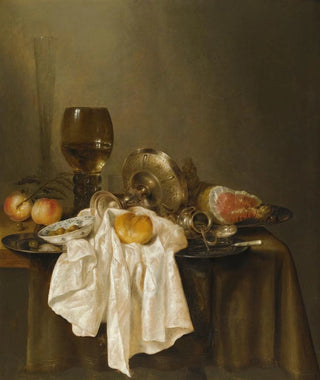 Willem Claesz Heda - A Banketje Still Life With A Roemer A Silver Tazza On Its Side A Ham Peaches A Salt Cellar A Bread Roll And A White Cloth On A Partly Draped Table.webp