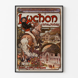Vintage-juliste Luchon, Pyreneiden kuningatar, esillä ohuessa kehyksessä vaalealla seinällä.