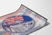 Amerikkalainen patriotinen vintagejuliste merimiehellä ja Yhdysvaltain lipulla